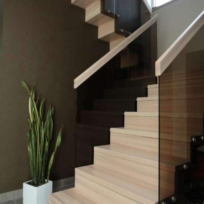Moderna trappor inomhus - Moderne trapper