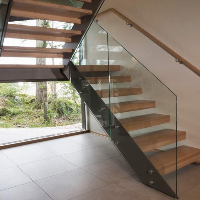 Moderna trappor inomhus - Trappa 76